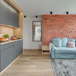 Glow Apartments - Apartamenty Old Town 24